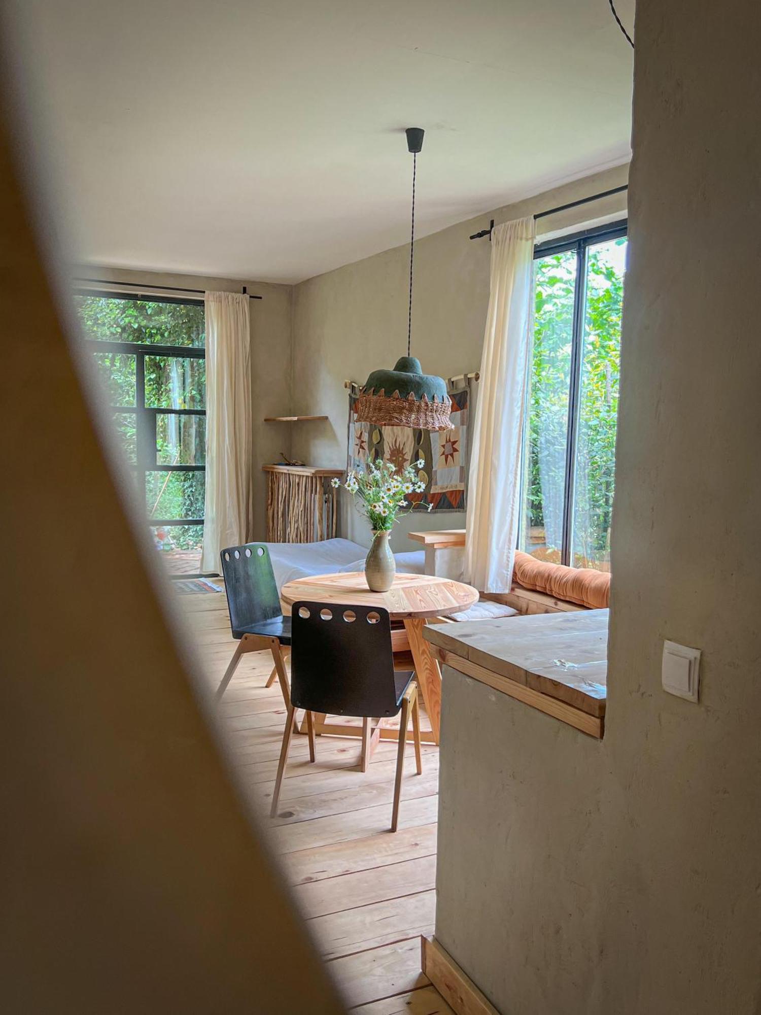 Karma Hostel มาร์ทวิลิ ภายนอก รูปภาพ